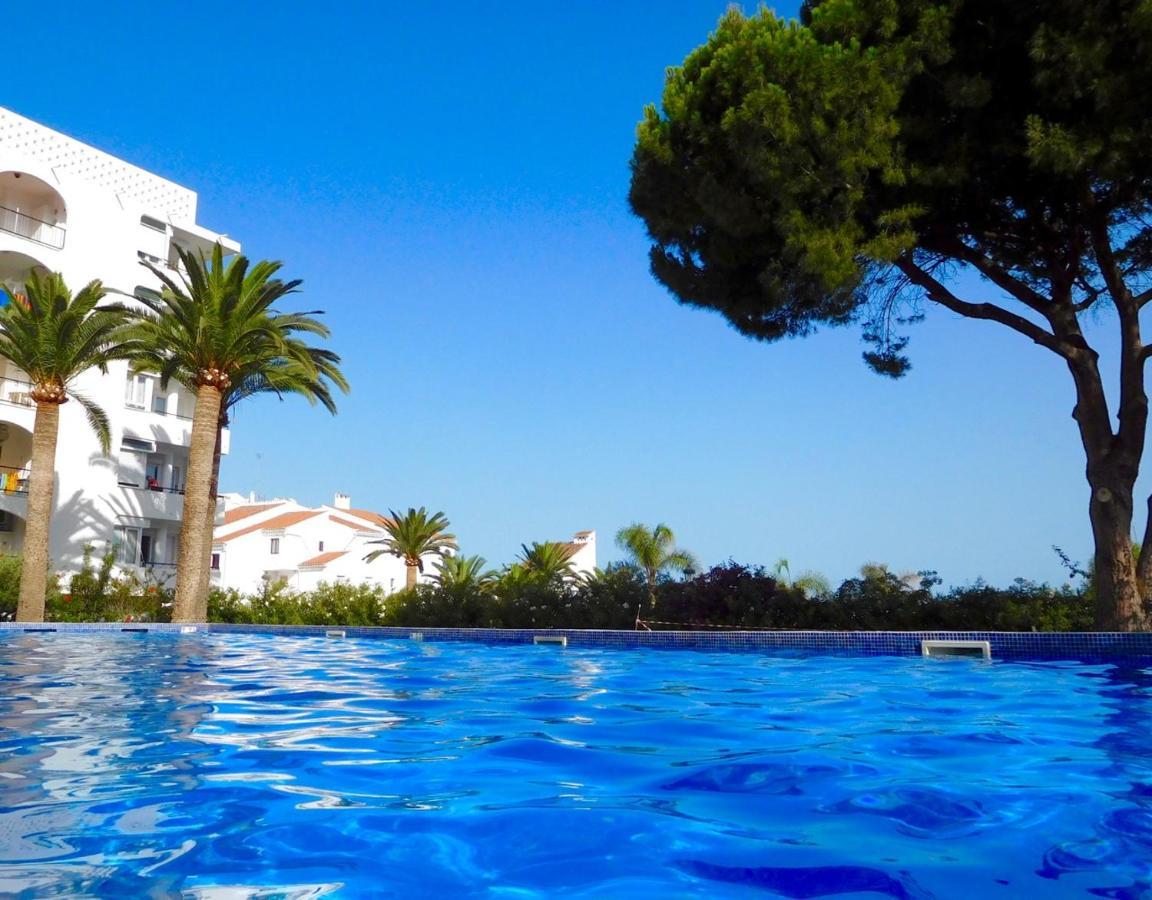 Modern Apartment Stunning Sea Views And Pool Nerja Dış mekan fotoğraf