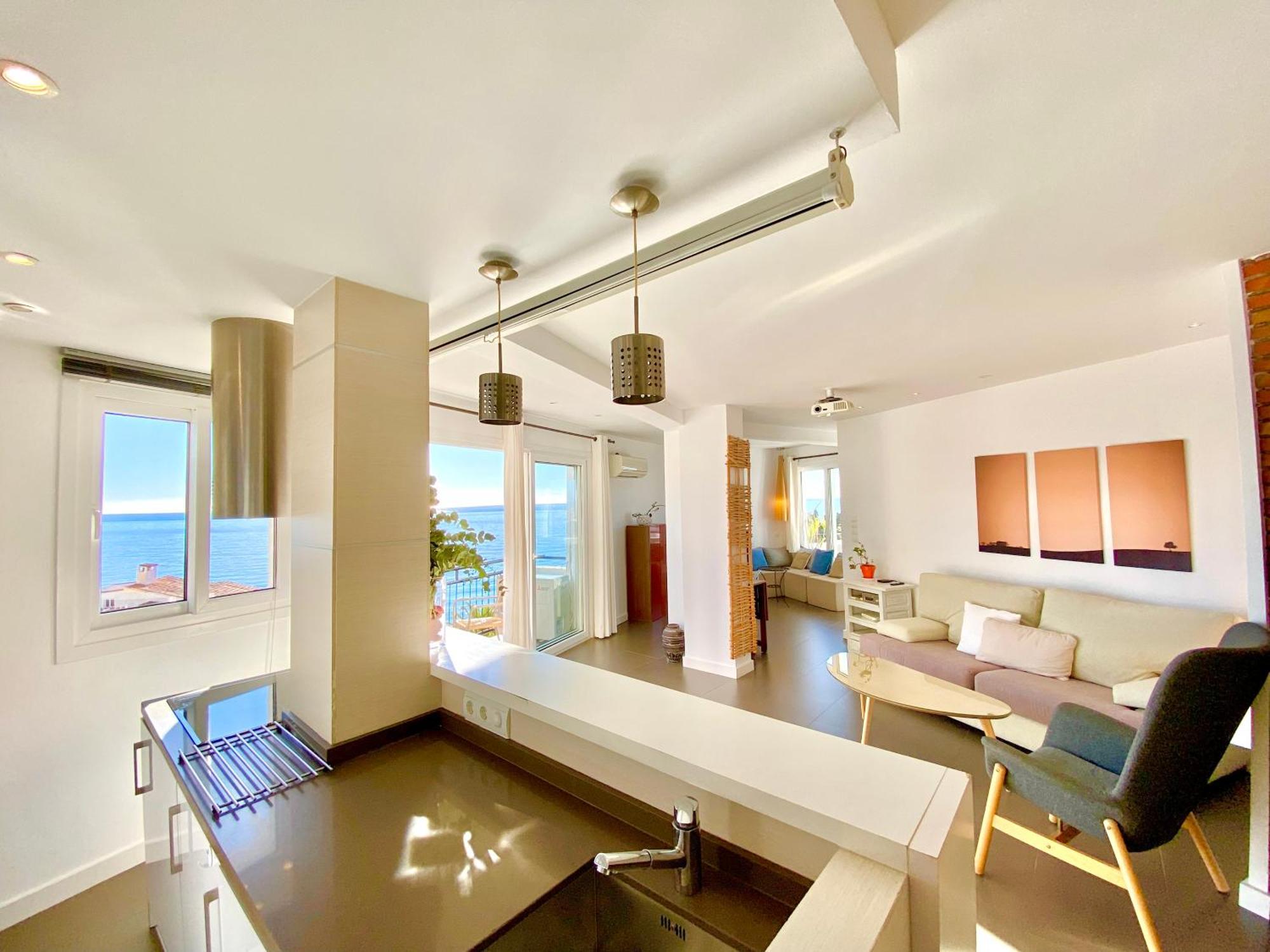 Modern Apartment Stunning Sea Views And Pool Nerja Dış mekan fotoğraf
