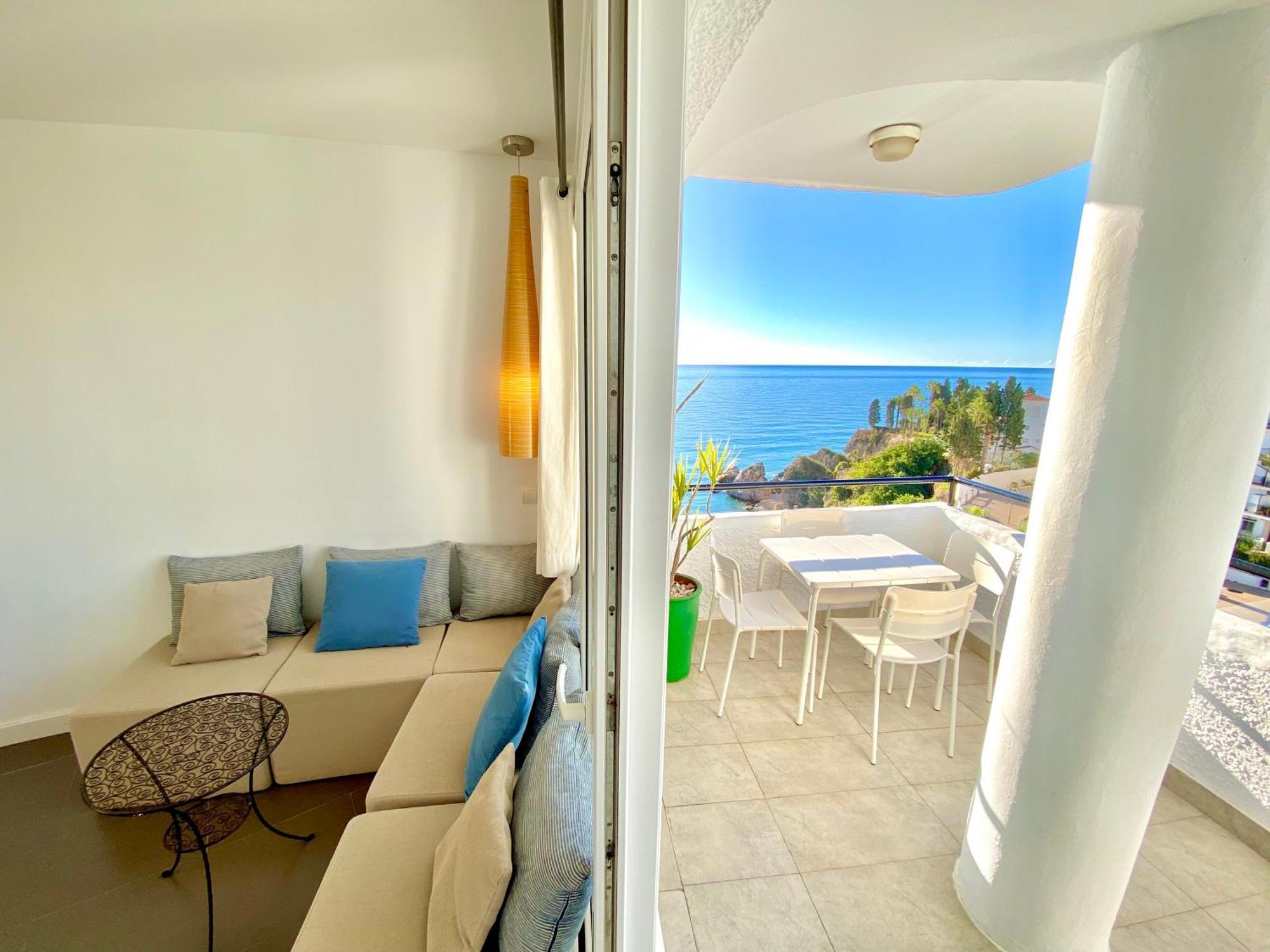 Modern Apartment Stunning Sea Views And Pool Nerja Dış mekan fotoğraf
